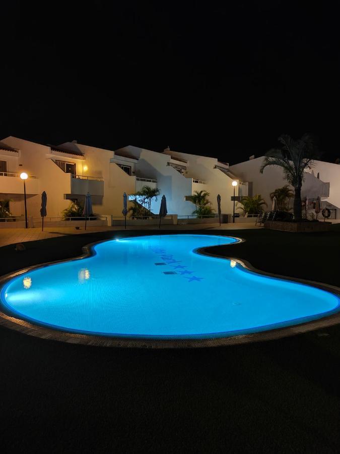 Malibu Park Apartments Sol Адехе Экстерьер фото