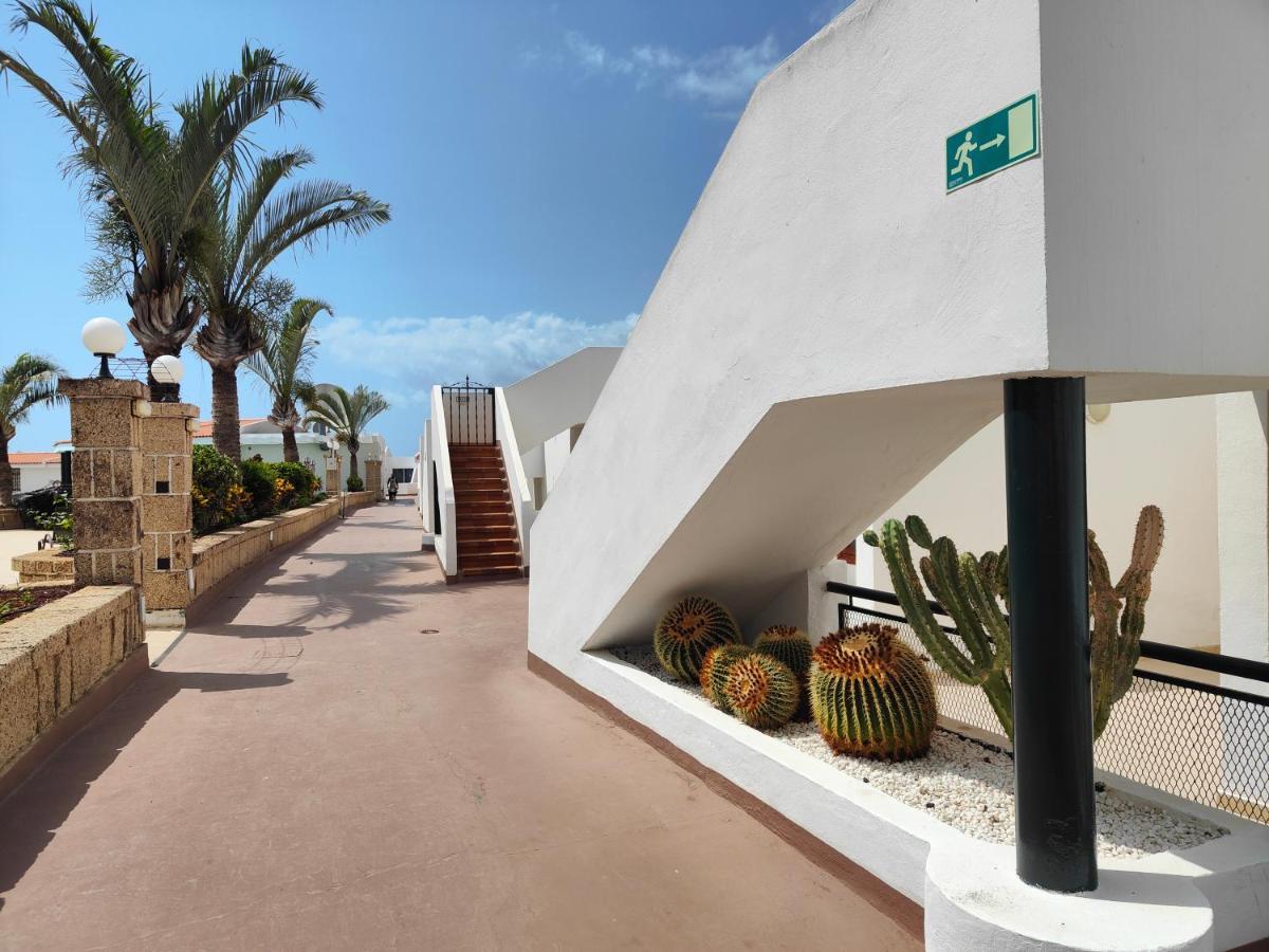Malibu Park Apartments Sol Адехе Экстерьер фото